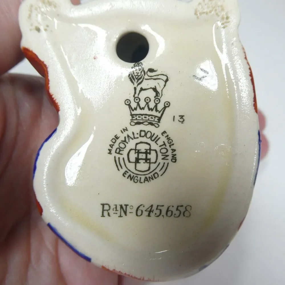 British Flag Union Jack Bulldog Figurine Royal Doulton Vintage 2.25